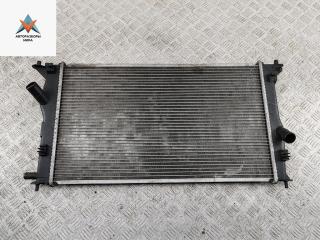 радиатор охлаждения Lancia Zeta 1 поколение 2001, 2.0 л., бензин, АКПП, серый, минивэн