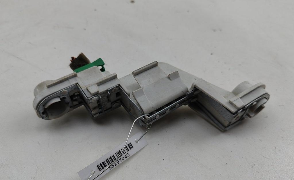 Плата фонаря заднего правого Volvo S40 2 поколение 2004, 2.4 л., бензин, МКПП, серый, универсал, 28127002 - фото №1