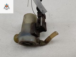 насос (моторчик) омывателя стекла Honda CR-V 2 поколение 2001, чёрный, внедорожник 5 дв.