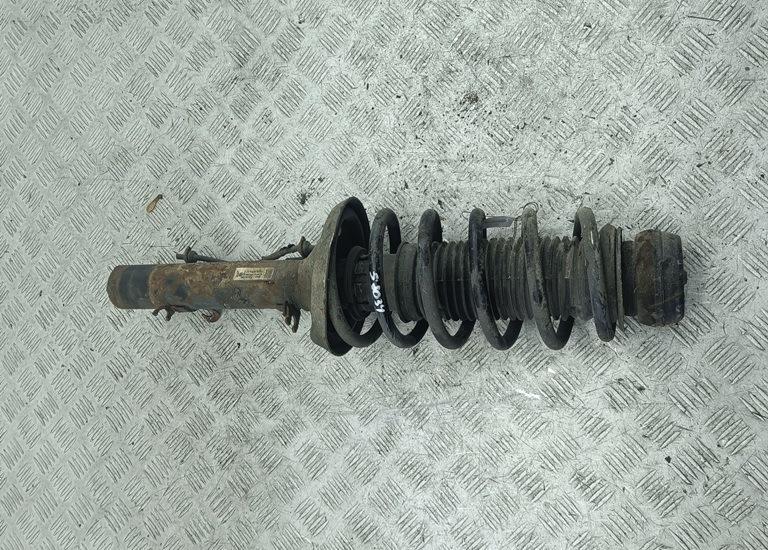 стойка передняя Volkswagen Golf-4 2003, 1.9 л., дизель, МКПП, серый, хетчбэк 5 дв.