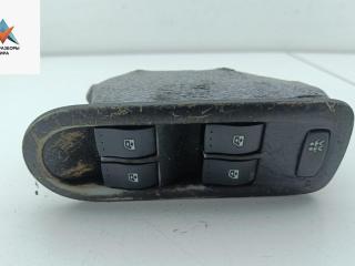 блок управления стеклоподъемниками Renault Megane 2 поколение 2003, 1.6 л., бензин, МКПП, серый, универсал
