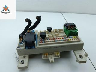 блок предохранителей Volvo S40 2 поколение 2004, 2.4 л., бензин, МКПП, серый, универсал, 8690719