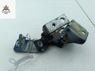 петля двери Volkswagen Passat B5 1999, синий, универсал, 4B0831412B