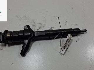 форсунка Toyota Avensis 2 поколение (T250) 2004, 2.0 л., дизель, МКПП, серый, универсал, 236700G010