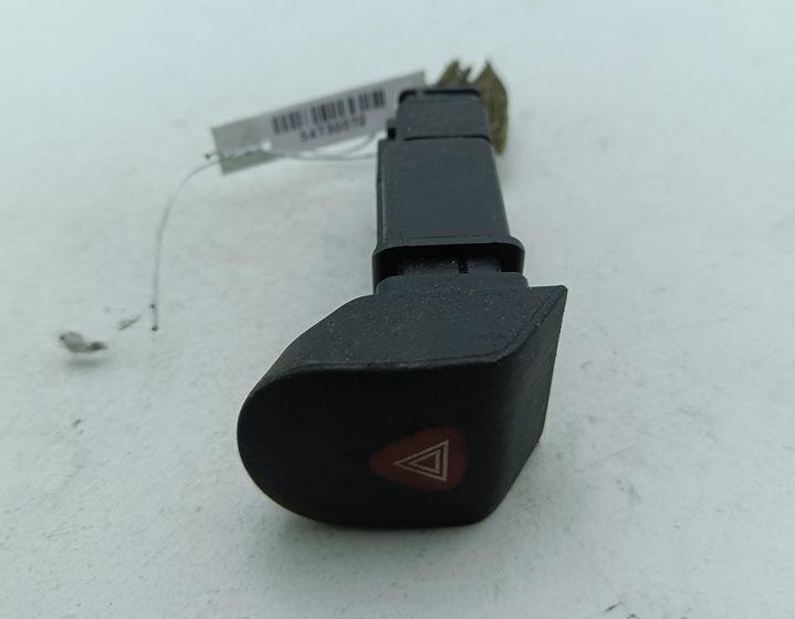 кнопка аварийной сигнализации Renault Kangoo I 2003, 1.5 л., дизель, МКПП, красный, фургон, 25177