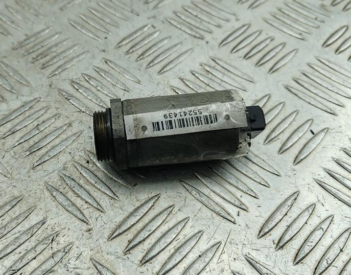 Клапан фазорегулятора BMW 5 E39 1999, 2.0 л., бензин, МКПП, синий, универсал, 1432532