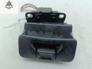 кнопка ручного тормоза (ручника) Renault Laguna 2 поколение [рестайлинг] 2006, 1.6 л., бензин, МКПП, серый, хетчбэк 5 дв., 8200550555