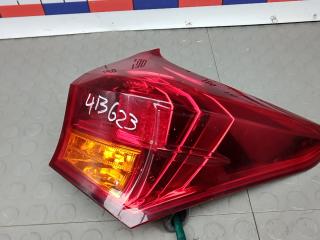 фонарь задний правый Toyota Auris 2 поколение 2014, 1.8 л., бензин, АКПП, универсал, 8155102710