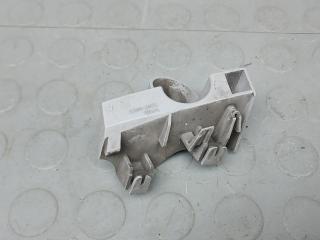 Крепление бампера заднего Toyota Auris 2 поколение 2014, 1.8 л., бензин, АКПП, универсал, 5256202240