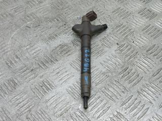 форсунка Toyota RAV4 4 поколение (CA40) 2014, 2.0 л., дизель, МКПП, внедорожник 5 дв., 23670-OR100