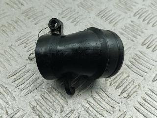 фланец (тройник) системы охлаждения Volkswagen Golf 5 поколение 2006, 2.0 л., дизель, МКПП, чёрный, хетчбэк 5 дв., 3C0129635