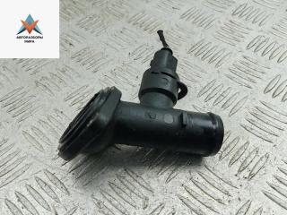 фланец (тройник) системы охлаждения Volkswagen Golf 5 поколение 2006, 2.0 л., дизель, МКПП, чёрный, хетчбэк 5 дв., 03G121121D