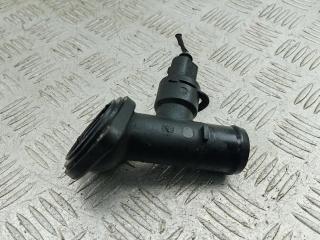 фланец (тройник) системы охлаждения Volkswagen Golf 5 поколение 2006, 2.0 л., дизель, МКПП, чёрный, хетчбэк 5 дв., 03G121121D