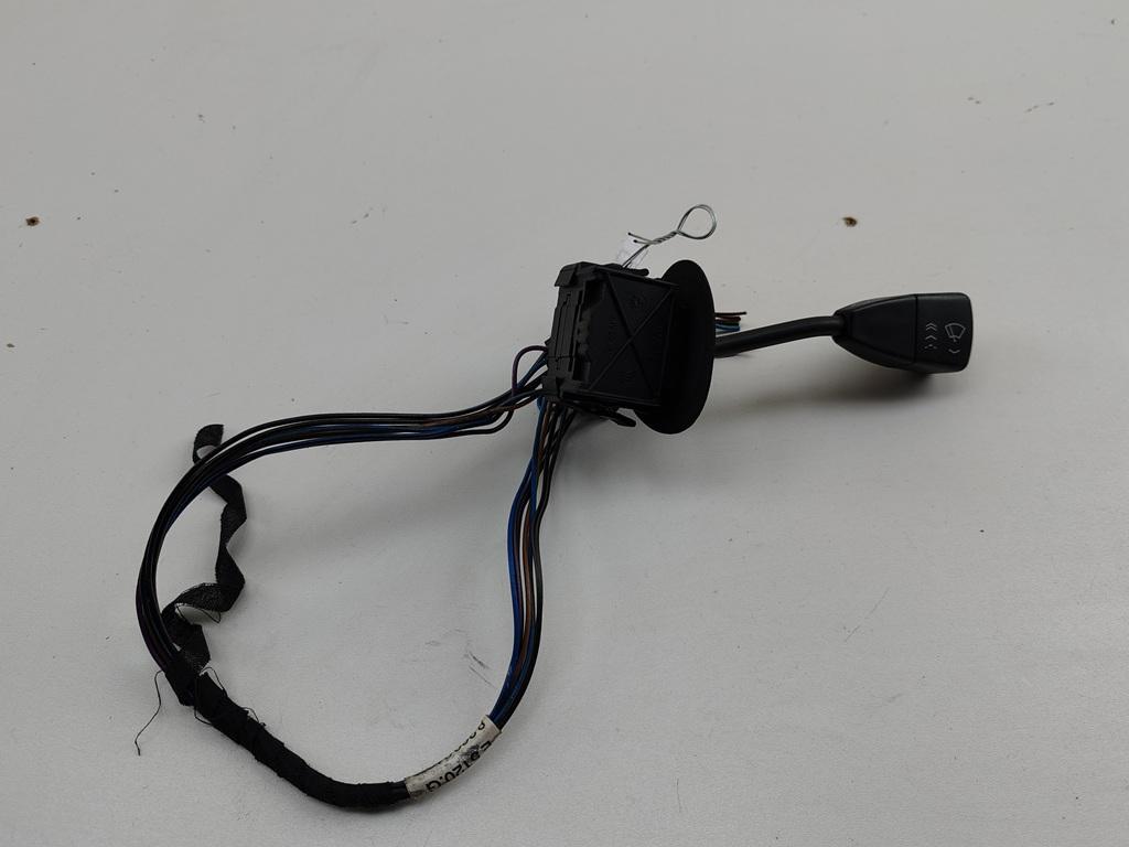 переключатель дворников BMW 3 E36 1997, 1.6 л., бензин, МКПП, чёрный, универсал, 8360919