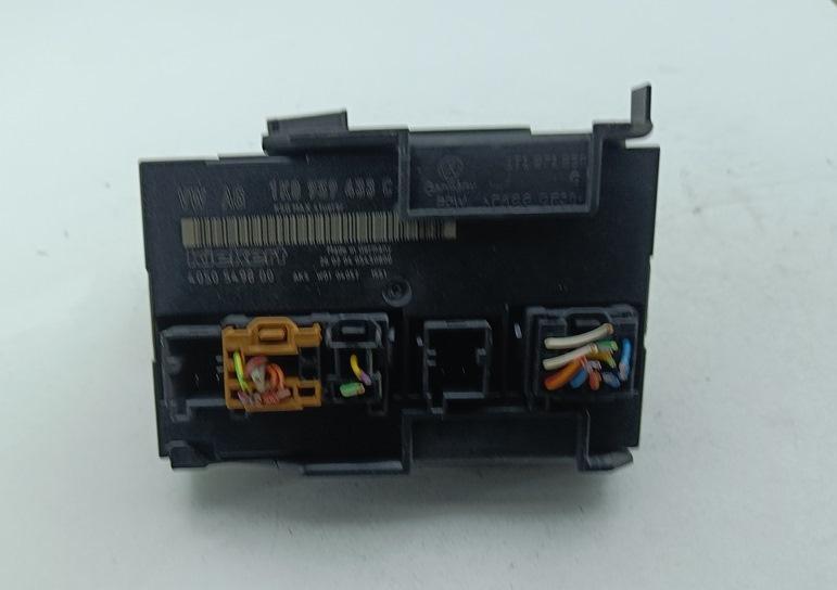 блок комфорта Volkswagen Touran 2004, 1.9 л., дизель, МКПП, серый, минивэн, 1K0959433C