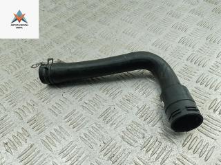 патрубок радиатора Volkswagen Passat B5 1998, 1.8 л., бензин, 8D0121101K