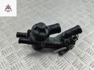 корпус термостата Skoda Fabia 2 поколение (5J) 2009, 1.2 л., бензин, МКПП, серый, хетчбэк 5 дв., 03C121111B, 03D121026F