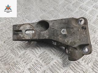 кронштейн двигателя Opel Omega B [рестайлинг] 2001, 2.6 л., бензин, МКПП, серый, универсал, 90496674