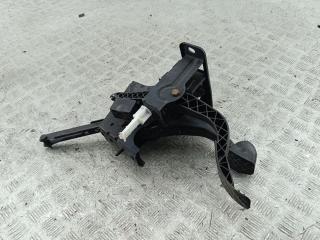 узел педальный (блок педалей) Volkswagen Golf 4 поколение 1999, 1.4 л., бензин, МКПП, синий, хетчбэк 5 дв.