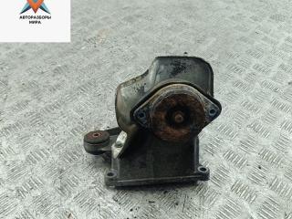 кронштейн КПП Volkswagen Passat B5 [рестайлинг] 2000, 1.6 л., бензин, МКПП, синий, универсал