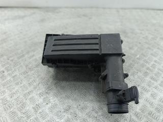 корпус воздушного фильтра Volkswagen Touran 2004, 1.9 л., дизель, МКПП, серый, минивэн
