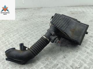 корпус воздушного фильтра Volkswagen Passat B4 1995, 1.6 л., бензин, МКПП, синий, универсал