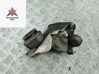 кронштейн КПП Volkswagen Passat B5 1999, 1.6 л., бензин, МКПП, синий, седан