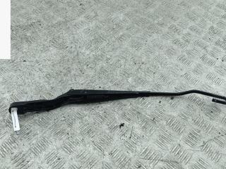 Щеткодержатель (поводок стеклоочистителя) передний Volkswagen Passat B4 1996, 1.9 л., дизель, МКПП, зелёный, универсал