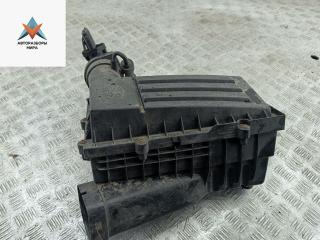 корпус воздушного фильтра Volkswagen Passat B6 2008, 2.0 л., дизель, АКПП, чёрный, универсал