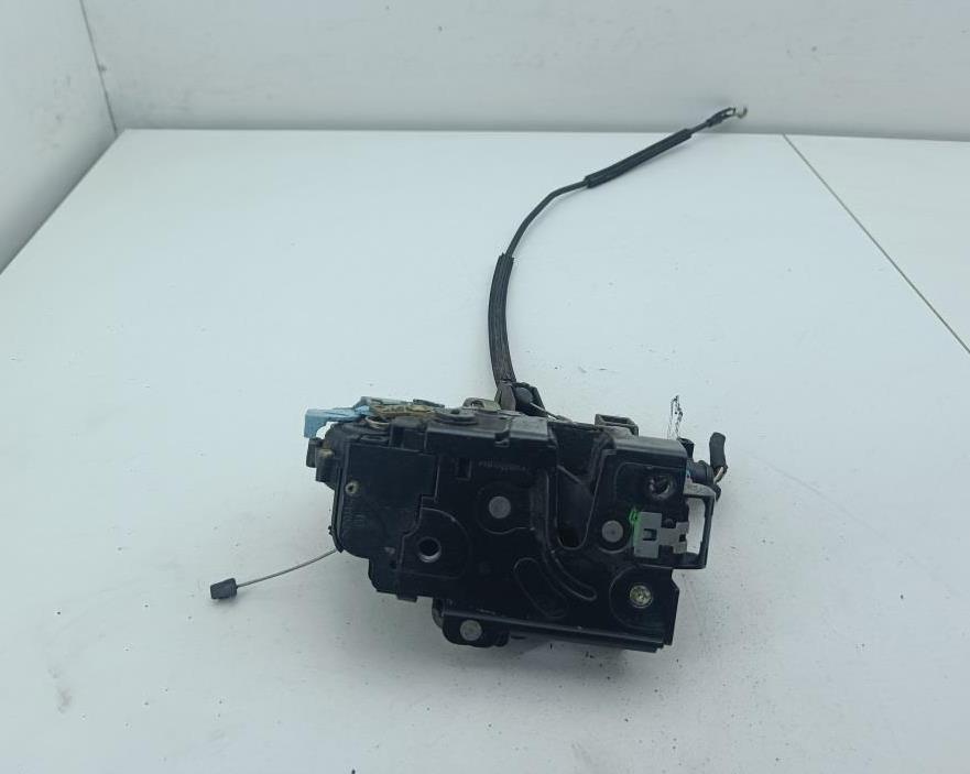 замок двери задней левой SEAT Toledo 2005, 1.6 л., бензин, МКПП, серый, хетчбэк 5 дв., 7L0839015