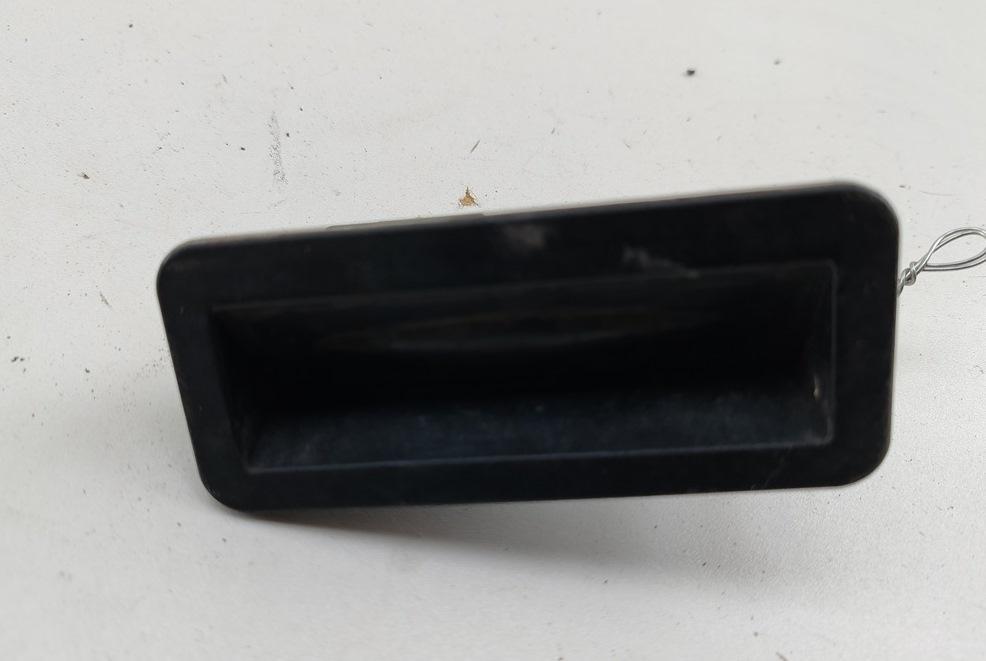 кнопка открытия багажника Ford Focus II 2007, 1.6 л., i, бензин, МКПП, серый, универсал, 6M5119B514
