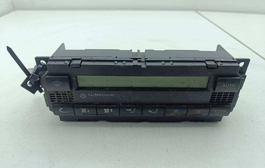 блок управления печки / климат-контроля Volkswagen Passat B5+ (GP) 2001, 2.0 л., бензин, МКПП, серый, седан, 3B1907044H