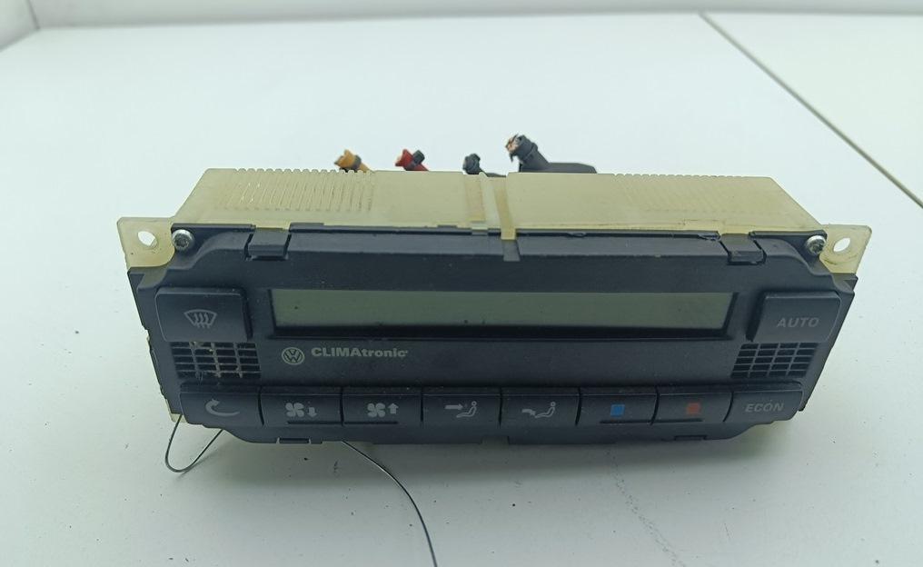 блок управления печки / климат-контроля Volkswagen Passat B5 1998, 1.8 л., бензин, МКПП, серый, седан, 3B1907044B