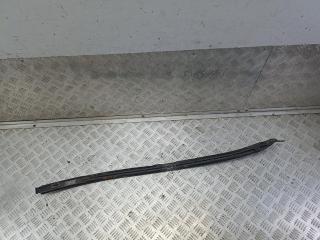 молдинг лобового стекла Opel Astra G 1999, 2.0 л., бензин, МКПП, чёрный, универсал, 2202993