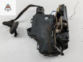 замок двери передней правой Volkswagen Golf 4 поколение 1999, 1.4 л., бензин, МКПП, синий, хетчбэк 5 дв.