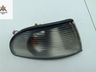 Поворотник (указатель поворота) правый Audi A4 B5 [рестайлинг] 1998, 1.6 л., бензин, МКПП, чёрный, седан, 8D0953050A