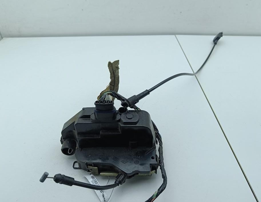 замок двери передней правой Renault Megane II 2003, 1.9 л., дизель, МКПП, чёрный, универсал