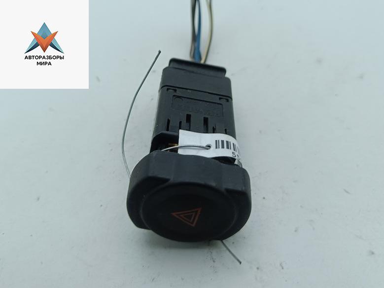 кнопка (выключатель) Dacia (Renault) Sandero I 2009, 1.4 л., бензин, МКПП, синий, хетчбэк 5 дв. - фото №1