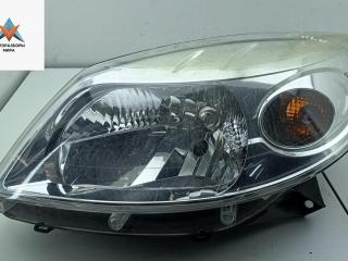 фара левая Dacia (Renault) Sandero I 2009, 1.4 л., бензин, МКПП, синий, хетчбэк 5 дв., 8200733878