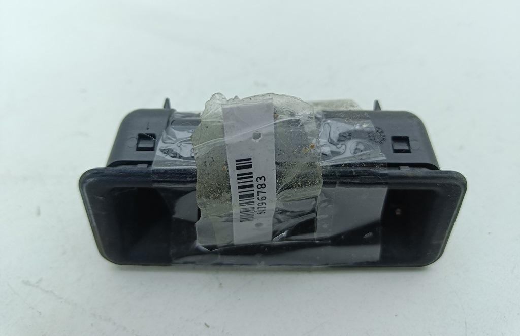 кнопка открытия багажника BMW 3 E90/E91/E92/E93 2007, 2.0 л., бензин, МКПП, синий, седан, 7118158