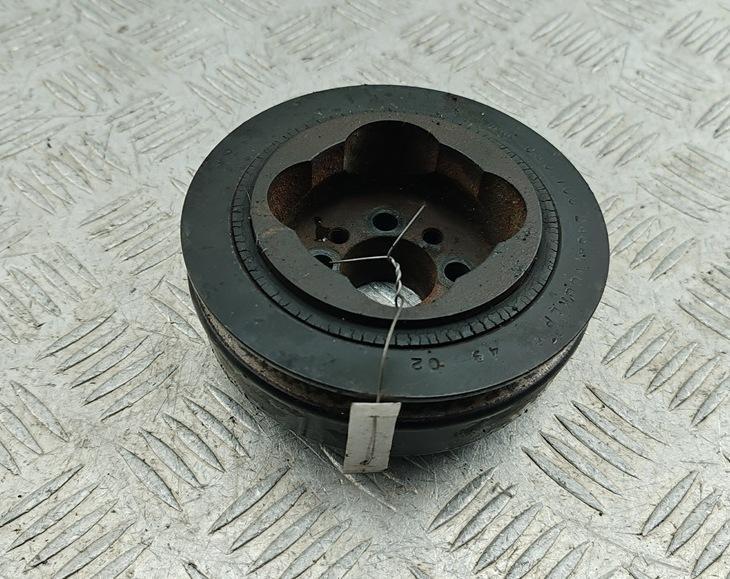 шкив коленвала Audi 80 B4 1991, 2.0 л., бензин, МКПП, белый, седан, 050105243