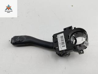 переключатель поворотов Audi A6 4B/C5 1999, 2.8 л., бензин, МКПП, белый, универсал, 8L0953513H