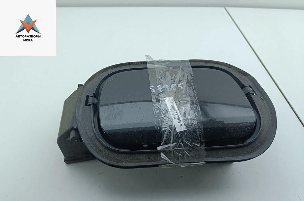 лючок топливного бака Renault Laguna 3 поколение 2008, 2.0 л., бензин, МКПП, чёрный, универсал - фото №1