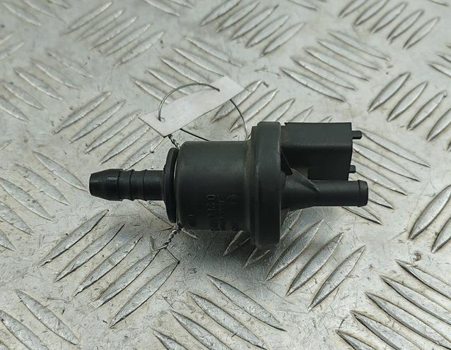 клапан вентиляции топливного бака Opel Astra G 1999, 2.0 л., бензин, МКПП, чёрный, универсал, 0280142332 - фото №1