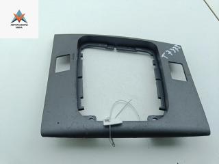 рамка обрамление кулисы BMW 3 серия E46 2000, 2.0 л., дизель, МКПП, серый, седан, 8211465
