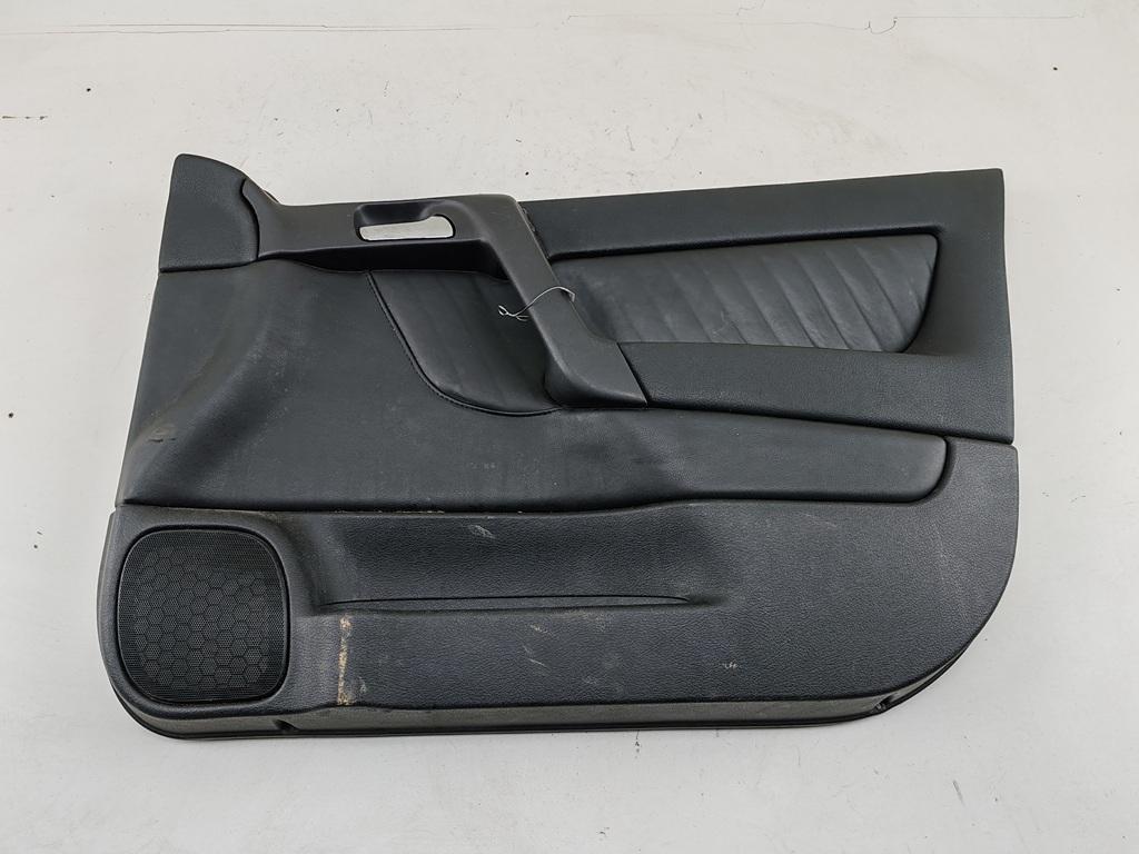 обшивка двери передняя правая Opel Astra G 1999, 2.0 л., бензин, МКПП, чёрный, универсал, 024404564