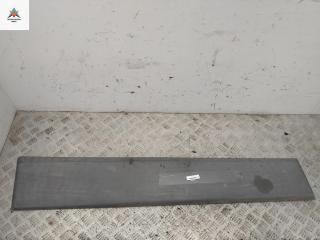 молдинг (накладка кузовная) Opel Vivaro A 2004, 1.9 л., дизель, МКПП, белый, микроавтобус, 8200036075