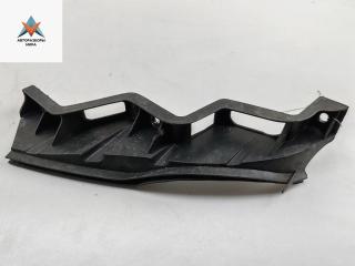 кронштейн переднего бампера Volkswagen Passat B6 2008, 2.0 л., дизель, МКПП, чёрный, универсал, 3C0807890