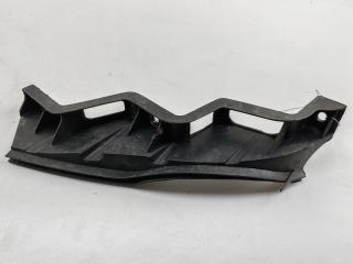 кронштейн переднего бампера Volkswagen Passat B6 2008, 2.0 л., дизель, МКПП, чёрный, универсал, 3C0807890