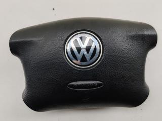 подушка безопасности водителя Volkswagen Golf-4 1999, 1.6 л., бензин, АКПП, серый, хетчбэк 5 дв., 3B0880201AN